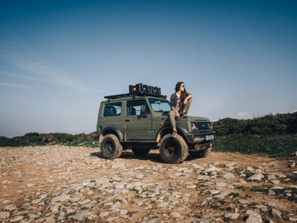 missroofless overland