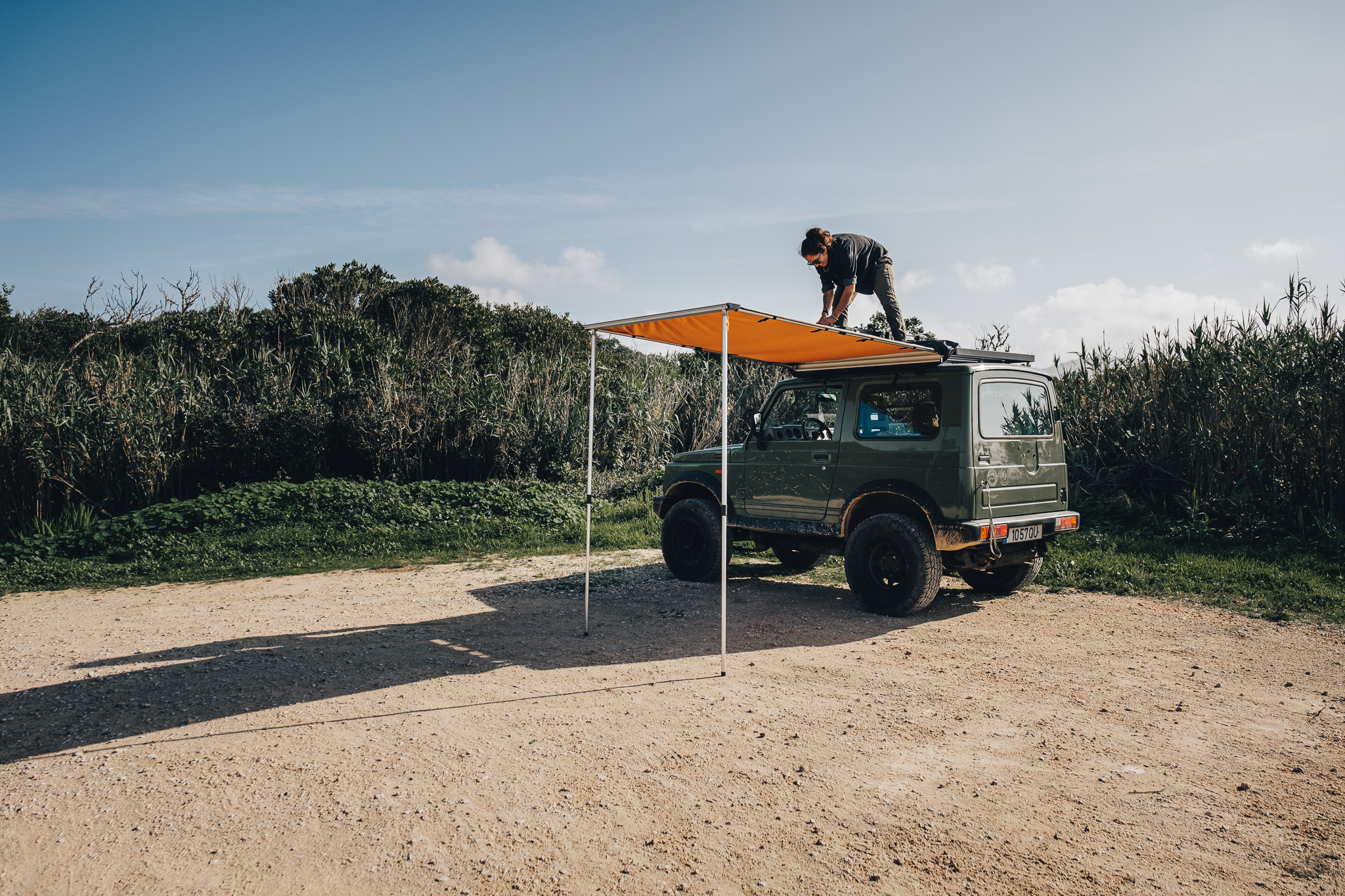 missroofless overland