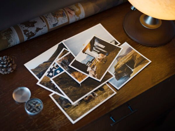 3postcard_faroe_missroofless