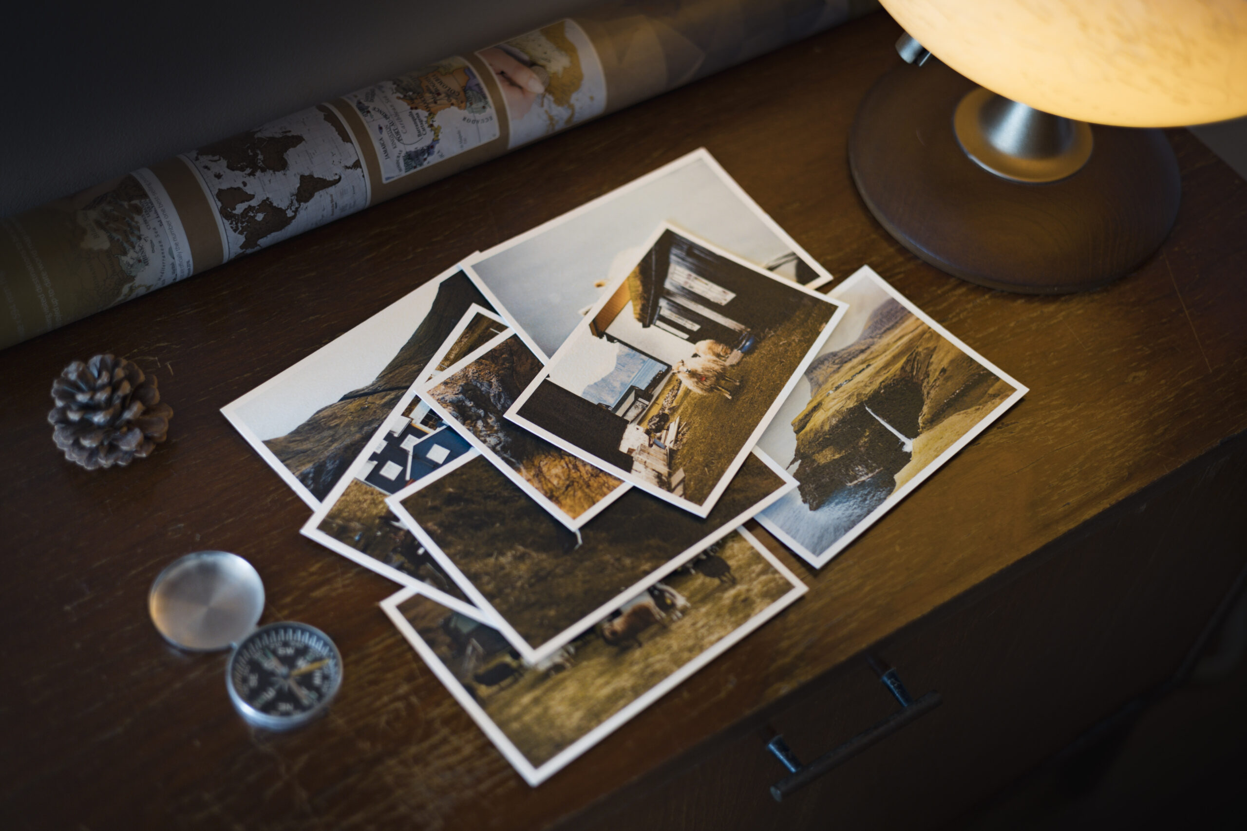 3postcard_faroe_missroofless