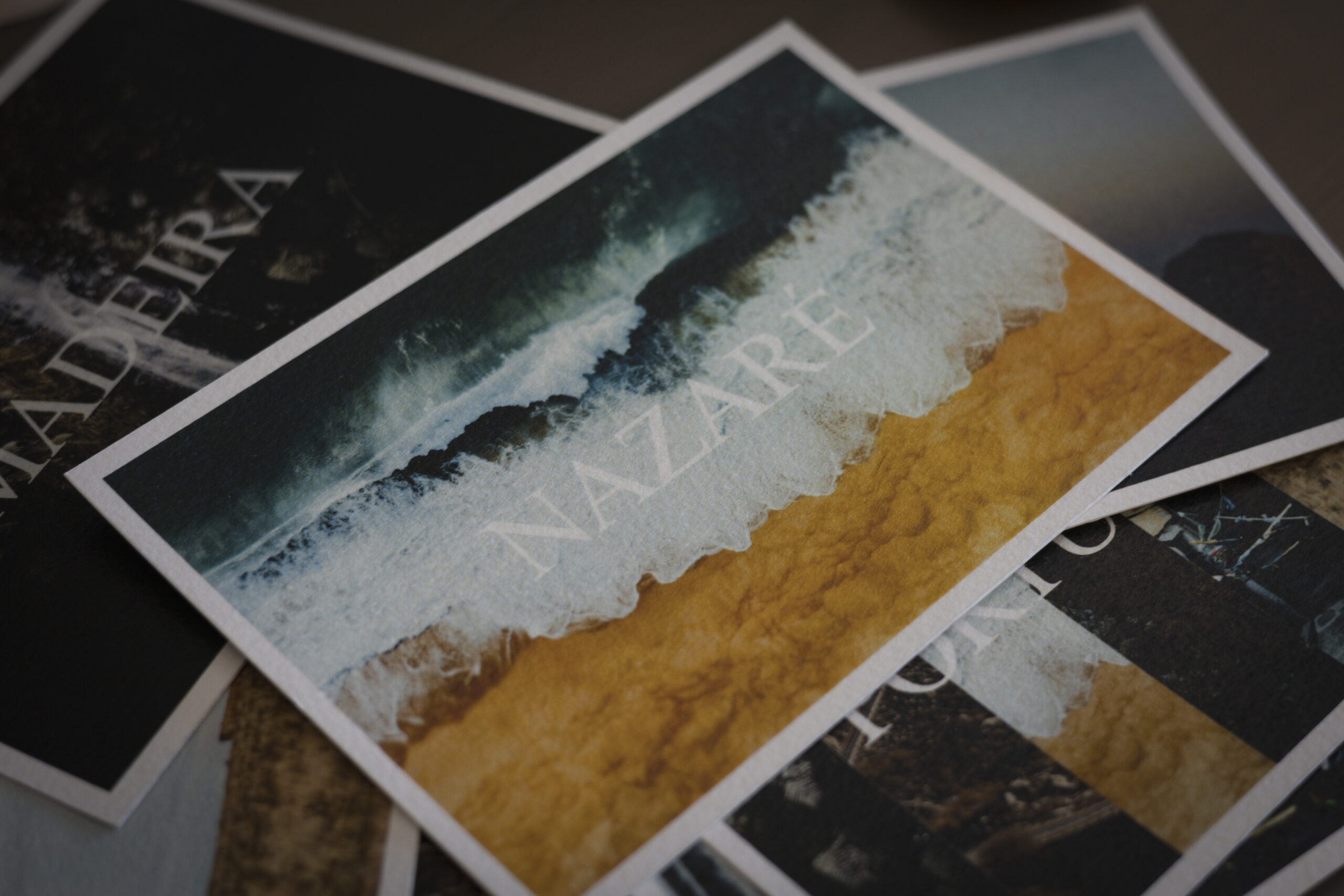 3postcards_portugal_missroofless